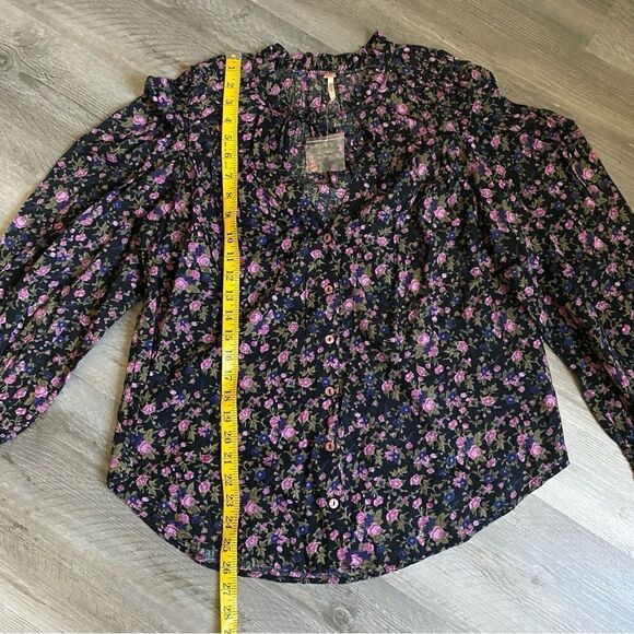 Free People Blouse Dark Floral NEW Black Purple Green Small - Picture 9 of 11